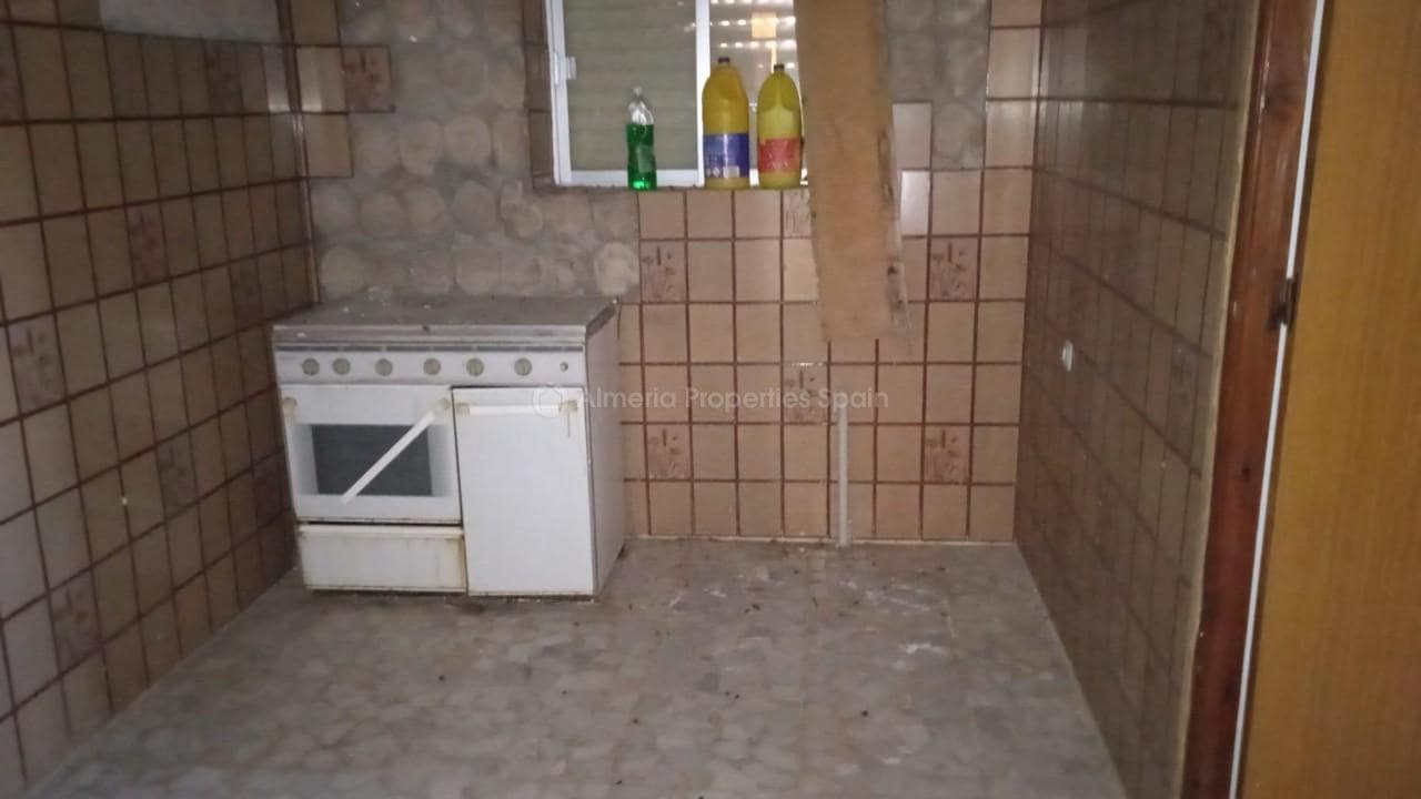 5 soveværelse Finca/Landehus til salg i Zurgena - € 170.000 (Ref: 6666742)