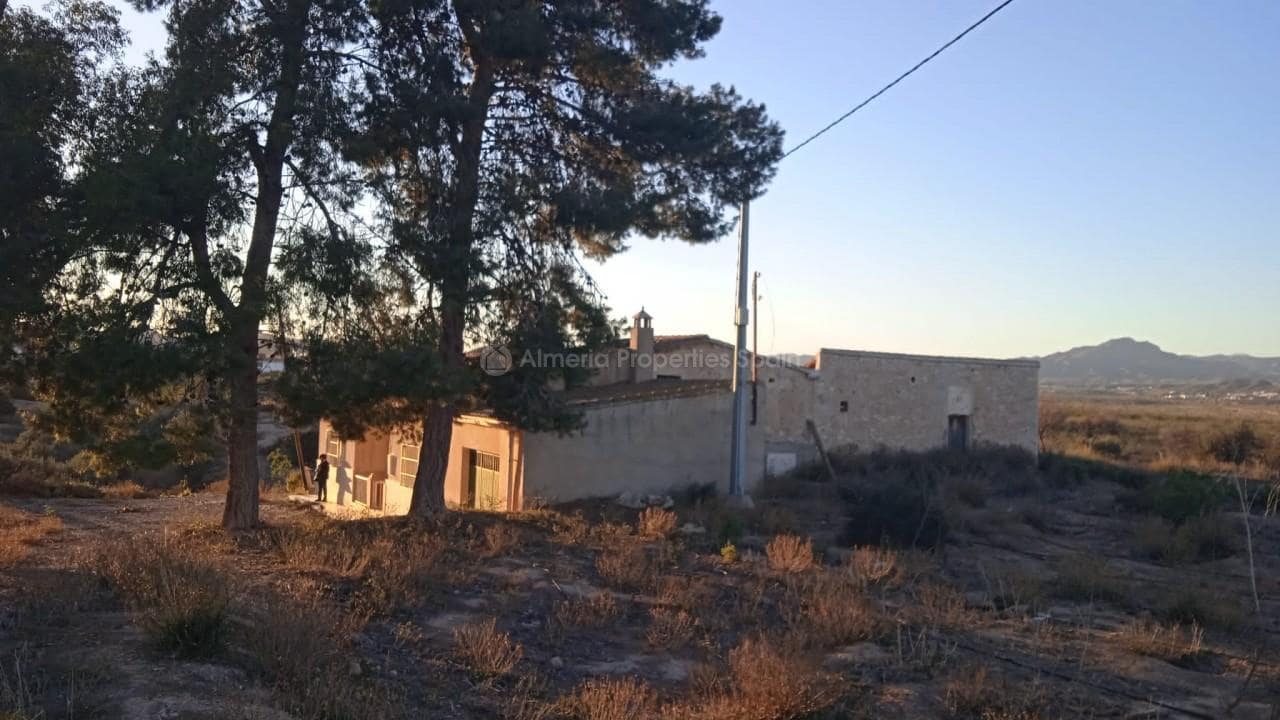 5 soveværelse Finca/Landehus til salg i Zurgena - € 170.000 (Ref: 6666742)