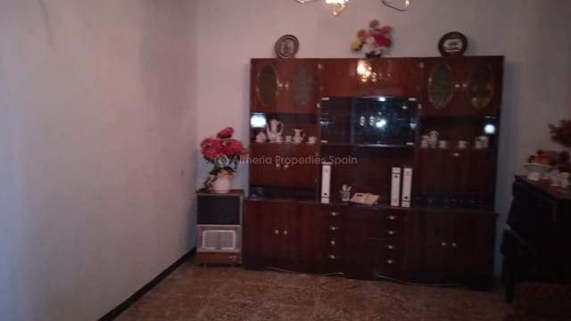 4 soveværelse Finca/Landehus til salg i Vélez-Rubio - € 110.000 (Ref: 6699697)