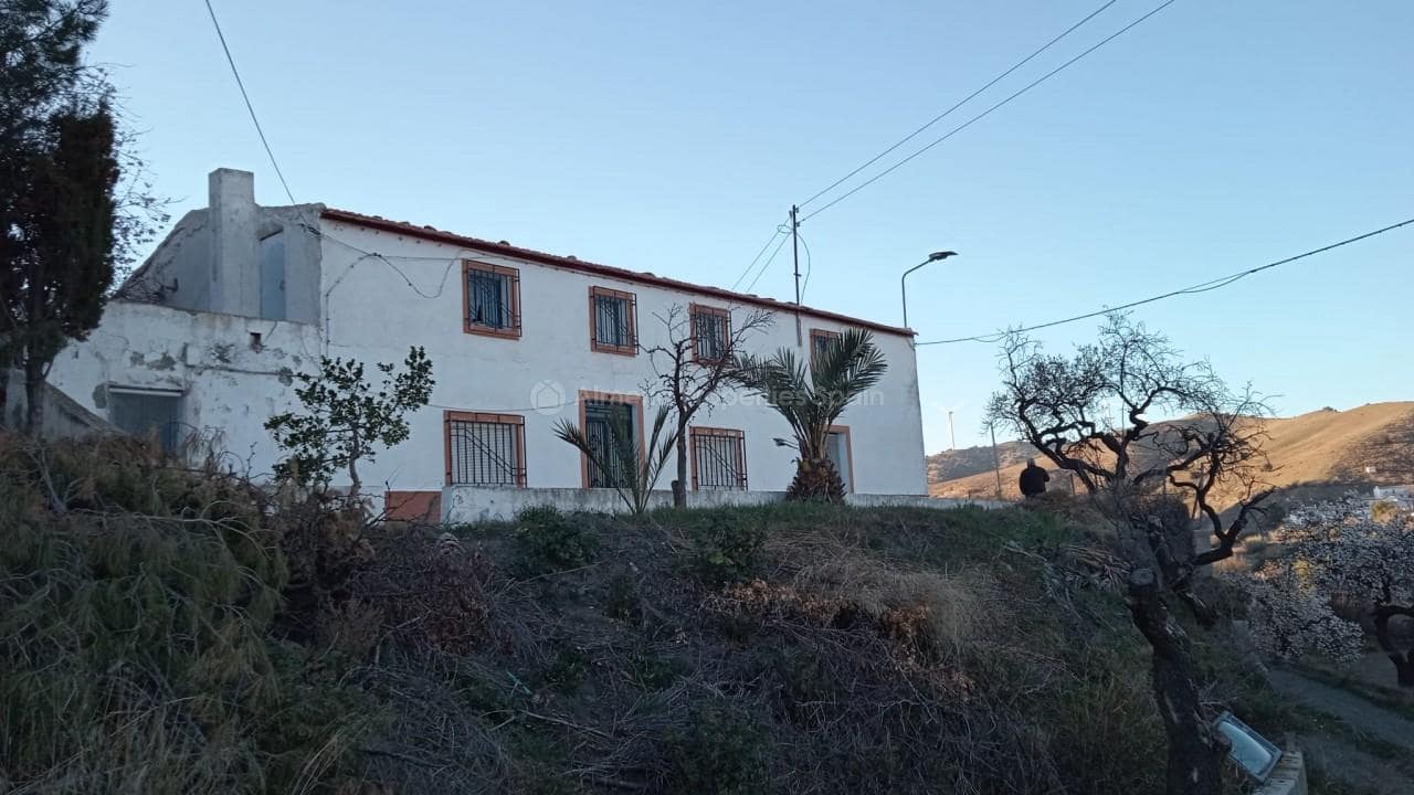 4 slaapkamer Finca/Landhuis te koop in Velez-Rubio - € 110.000 (Ref: 6699697)