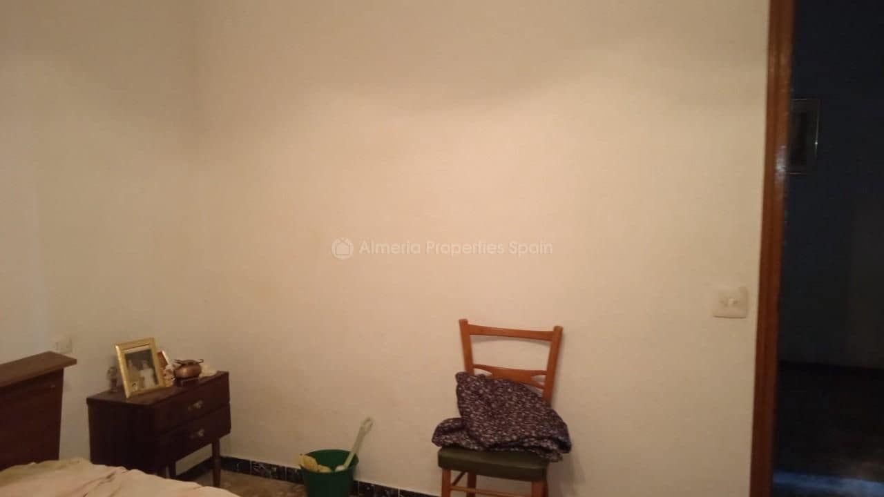 3 soveværelse Finca/Landehus til salg i Huercal-Overa - € 75.000 (Ref: 6742574)