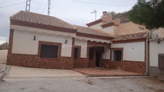 4 bedroom Cave House for sale in Pulpite, Cúllar - € 70,000 (Ref: 7361703)