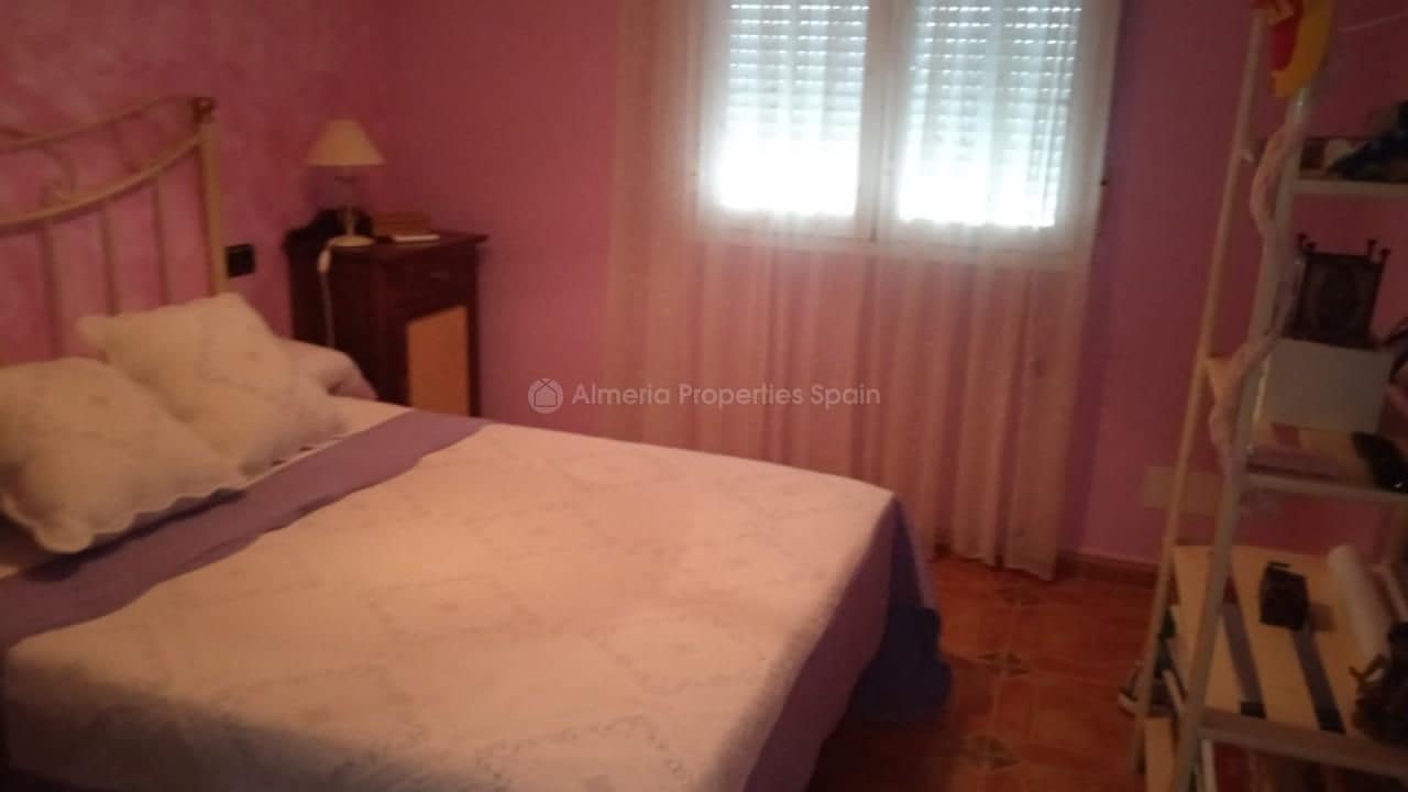 4 bedroom Villa for sale in Albox - € 250,000 (Ref: 7361705)