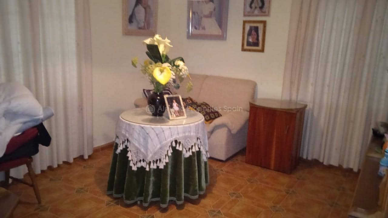 4 bedroom Villa for sale in Albox - € 250,000 (Ref: 7361705)