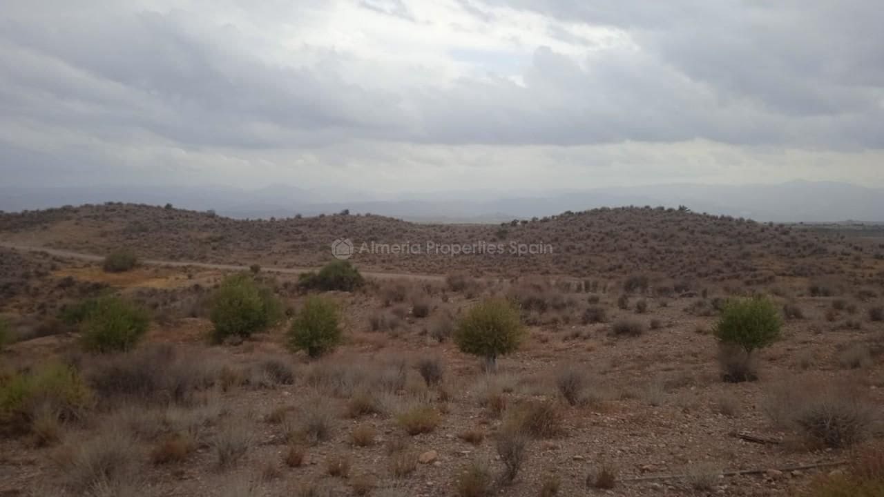 Finca/Country House for sale in Albox - € 49,000 (Ref: 7361707)