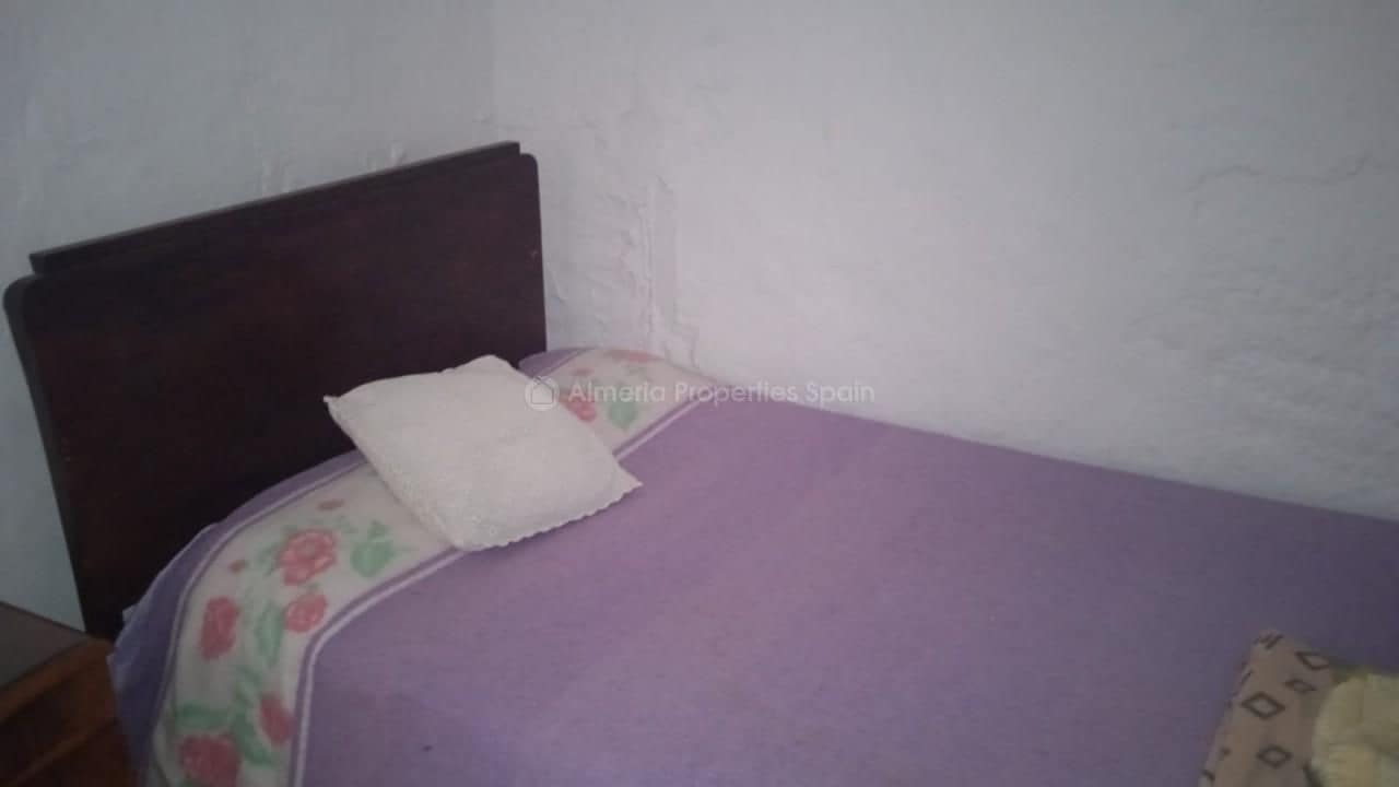 4 soveværelse Finca/Landehus til salg i Albox - € 86.000 (Ref: 7361711)