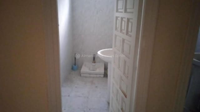 3 slaapkamer Finca/Landhuis te koop in Oria - € 55.000 (Ref: 7361720)