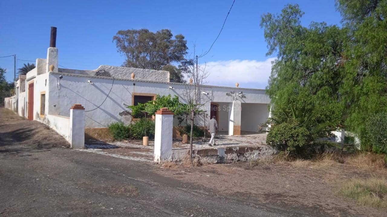 4 soveværelse Finca/Landehus til salg i Tabernas - € 146.000 (Ref: 7656575)