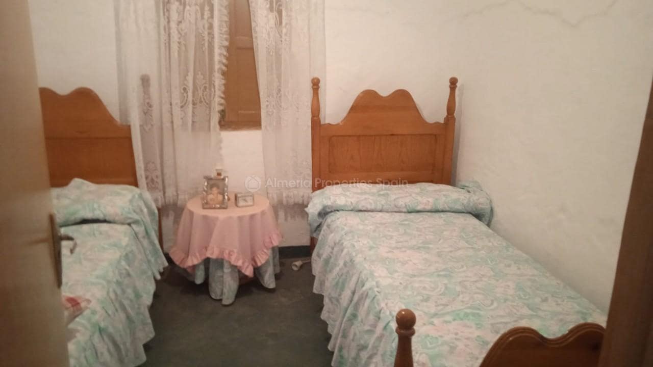 4 soveværelse Finca/Landehus til salg i Tabernas - € 146.000 (Ref: 7656575)