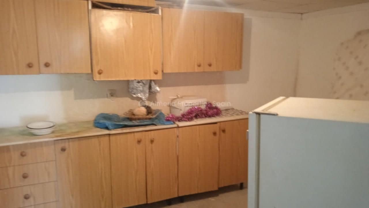 7 sypialnia Finka/Dom wiejski na sprzedaż w Oria - 65 000 € (Ref: 7656576)