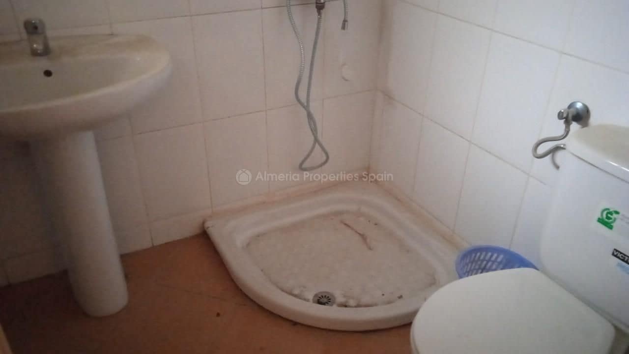 7 sypialnia Finka/Dom wiejski na sprzedaż w Oria - 65 000 € (Ref: 7656576)