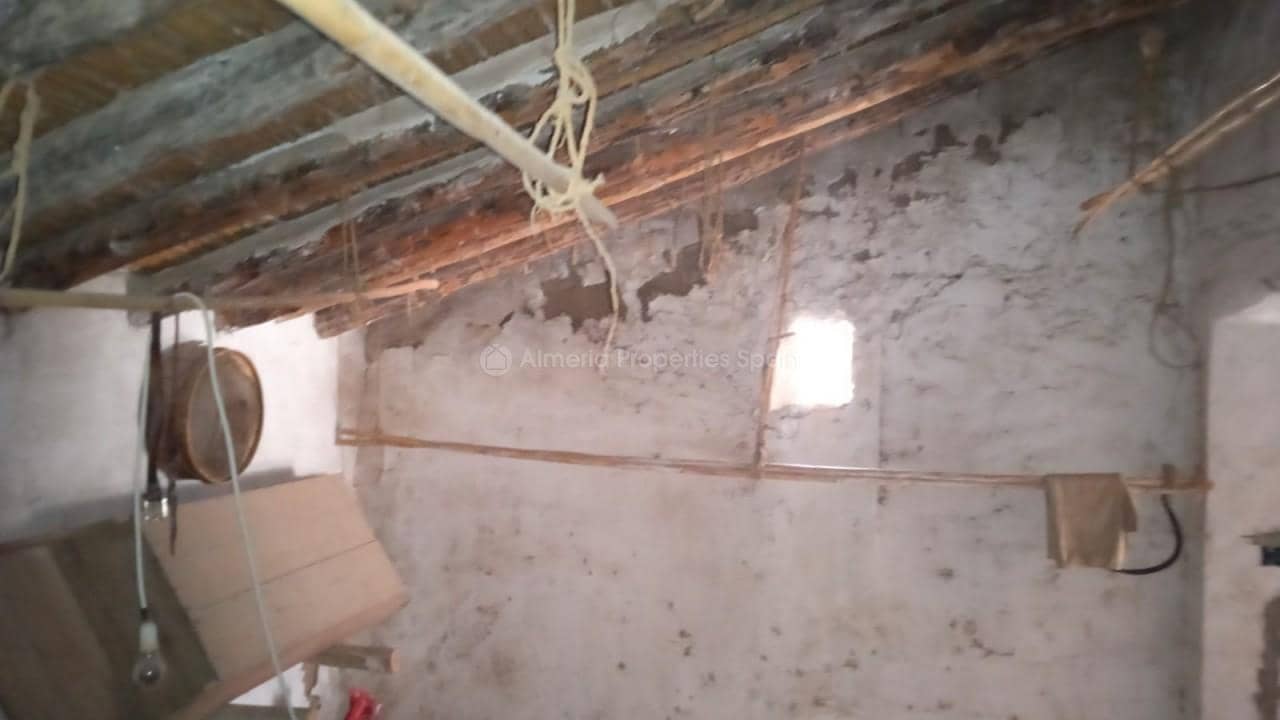 4 sypialnia Finka/Dom wiejski na sprzedaż w Oria - 80 000 € (Ref: 7854957)