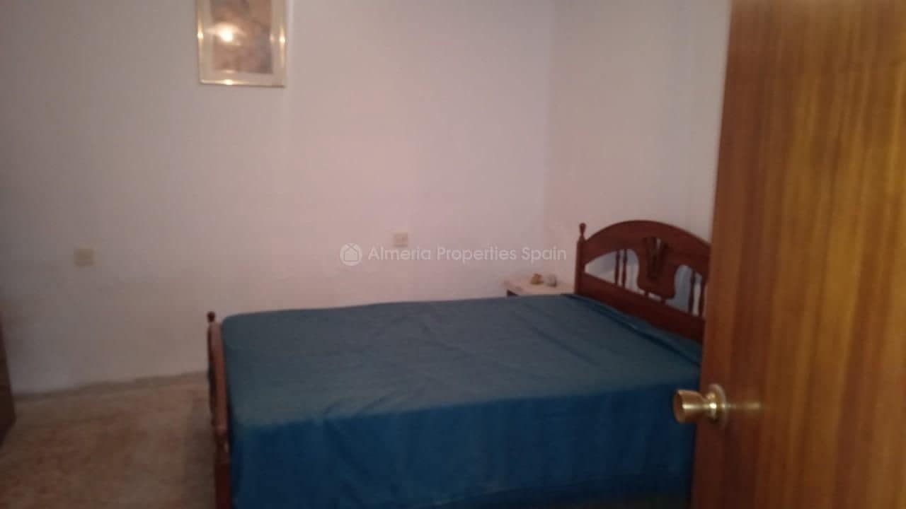 6 soveværelse Finca/Landehus til salg i Cantoria - € 40.000 (Ref: 7998661)