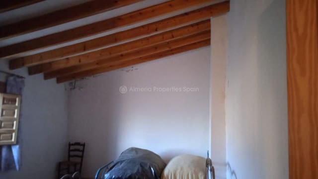 5 slaapkamer Finca/Landhuis te koop in Lubrín - € 65.000 (Ref: 7998662)