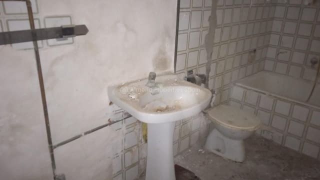 4 makuuhuone Omakotitalo myytävänä paikassa Albanchez - 15 000 € (Ref: 7998663)