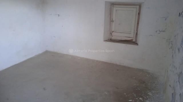 4 makuuhuone Omakotitalo myytävänä paikassa Albanchez - 15 000 € (Ref: 7998663)