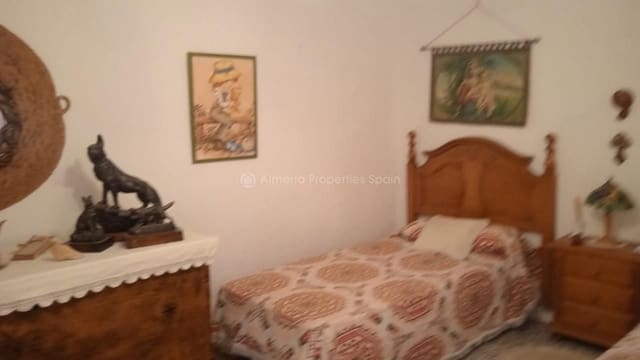 5 soveværelse Finca/Landehus til salg i Albox - € 225.000 (Ref: 8238163)