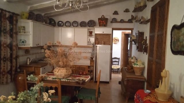 5 soveværelse Finca/Landehus til salg i Albox - € 225.000 (Ref: 8238163)