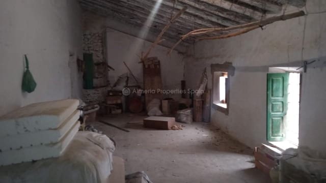 6 soveværelse Finca/Landehus til salg i Oria - € 136.000 (Ref: 8238164)