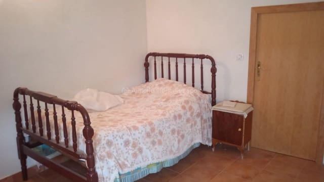 6 soveværelse Finca/Landehus til salg i Oria - € 136.000 (Ref: 8238164)