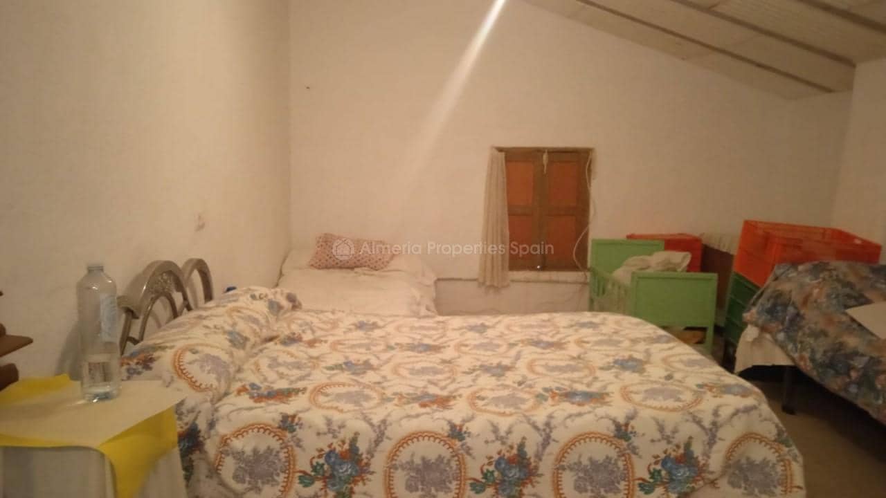 6 soveværelse Finca/Landehus til salg i Oria - € 136.000 (Ref: 8238164)