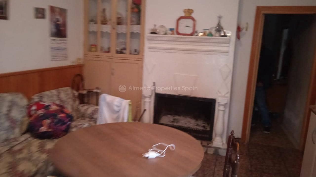 6 soveværelse Finca/Landehus til salg i Oria - € 136.000 (Ref: 8238164)