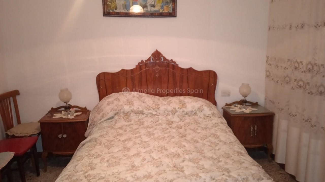 6 soveværelse Finca/Landehus til salg i Oria - € 136.000 (Ref: 8238164)