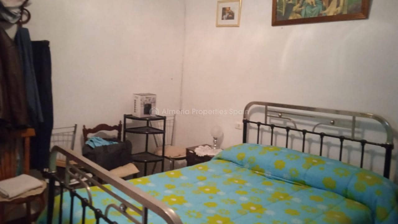 6 soveværelse Finca/Landehus til salg i Oria - € 136.000 (Ref: 8238164)