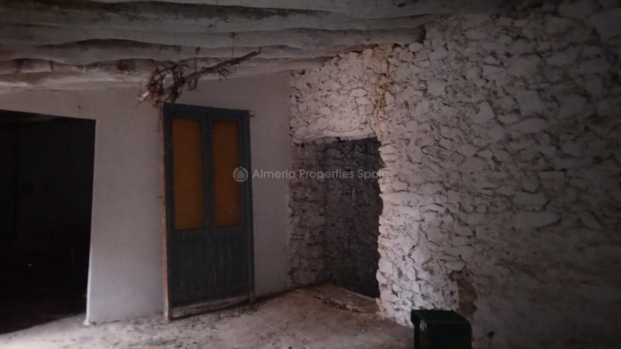 6 soverom Finca/Herregård til salgs i Oria - € 25 000 (Ref: 8406618)