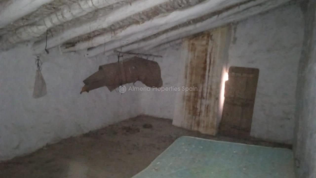 6 soverom Finca/Herregård til salgs i Oria - € 25 000 (Ref: 8406618)