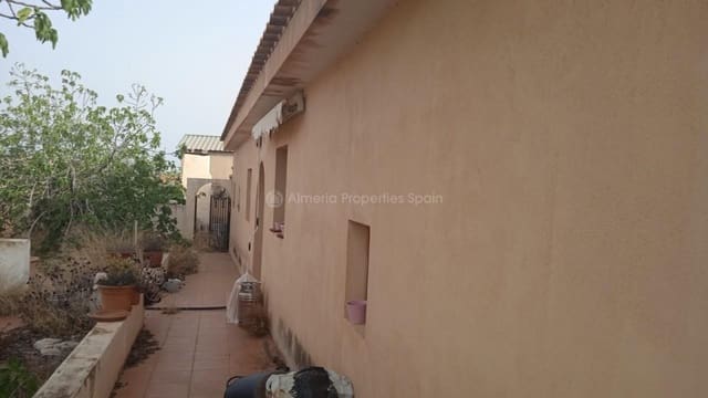 5 soveværelse Finca/Landehus til salg i Albox - € 100.000 (Ref: 8439956)