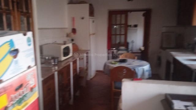5 soveværelse Finca/Landehus til salg i Albox - € 100.000 (Ref: 8439956)