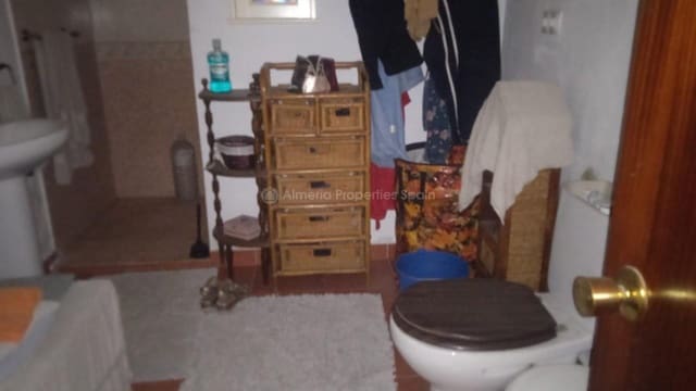 5 soveværelse Finca/Landehus til salg i Albox - € 100.000 (Ref: 8439956)