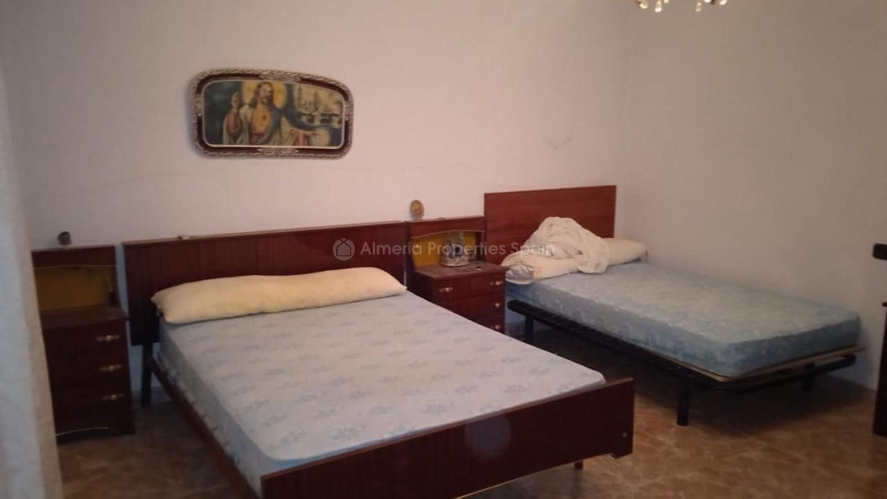 7 soveværelse Byhus til salg i Tahal - € 107.000 (Ref: 8594525)