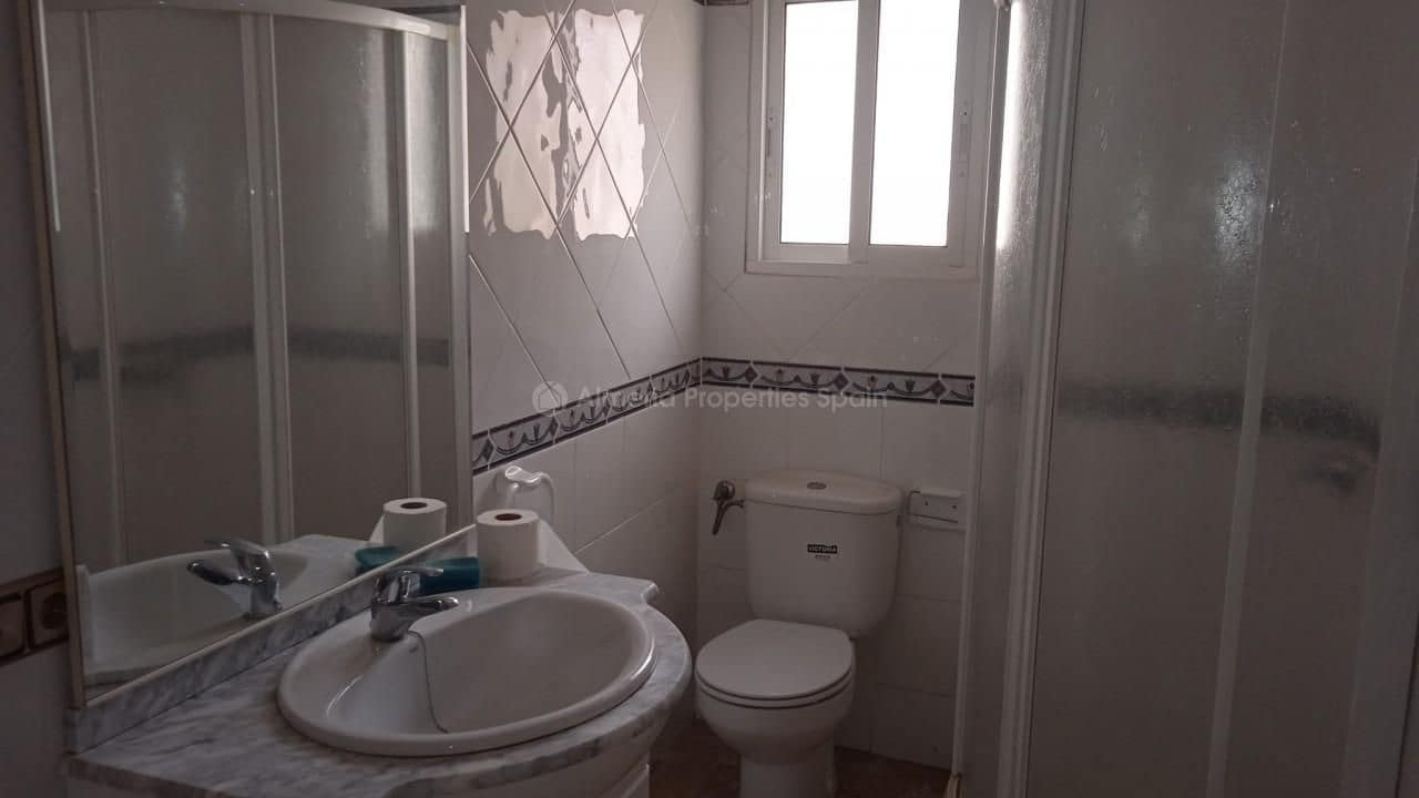 7 soveværelse Byhus til salg i Tahal - € 107.000 (Ref: 8594525)