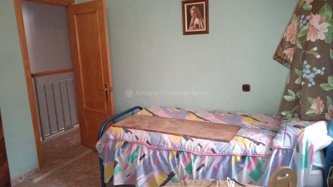 7 soveværelse Byhus til salg i Tahal - € 107.000 (Ref: 8594525)