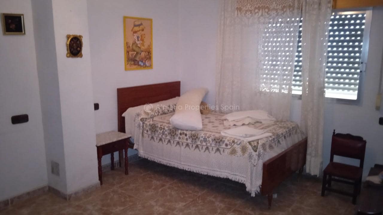 7 soveværelse Byhus til salg i Tahal - € 107.000 (Ref: 8594525)