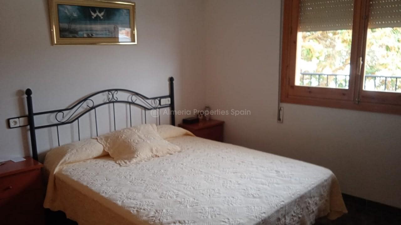 5 soveværelse Byhus til salg i Oria - € 110.000 (Ref: 8607950)