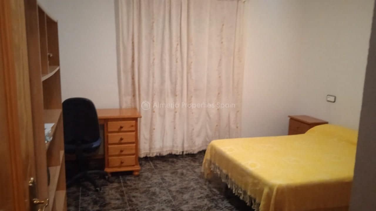 5 soveværelse Byhus til salg i Oria - € 110.000 (Ref: 8607950)