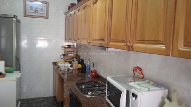 5 slaapkamer Huis te koop in Oria - € 110.000 (Ref: 8607950)