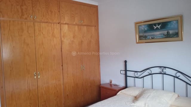 5 slaapkamer Huis te koop in Oria - € 110.000 (Ref: 8607950)