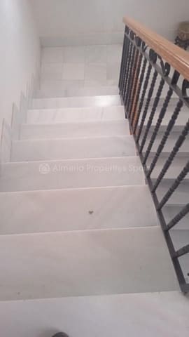 4 slaapkamer Huis te koop in Albox - € 93.000 (Ref: 8607951)