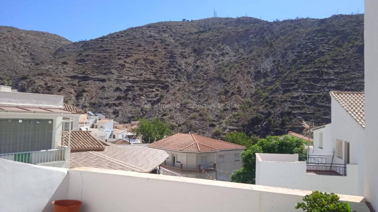 6 soveværelse Byhus til salg i Sierro - € 156.000 (Ref: 8646260)