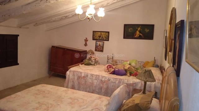 5 soveværelse Finca/Landehus til salg i Arboleas - € 119.950 (Ref: 8769753)