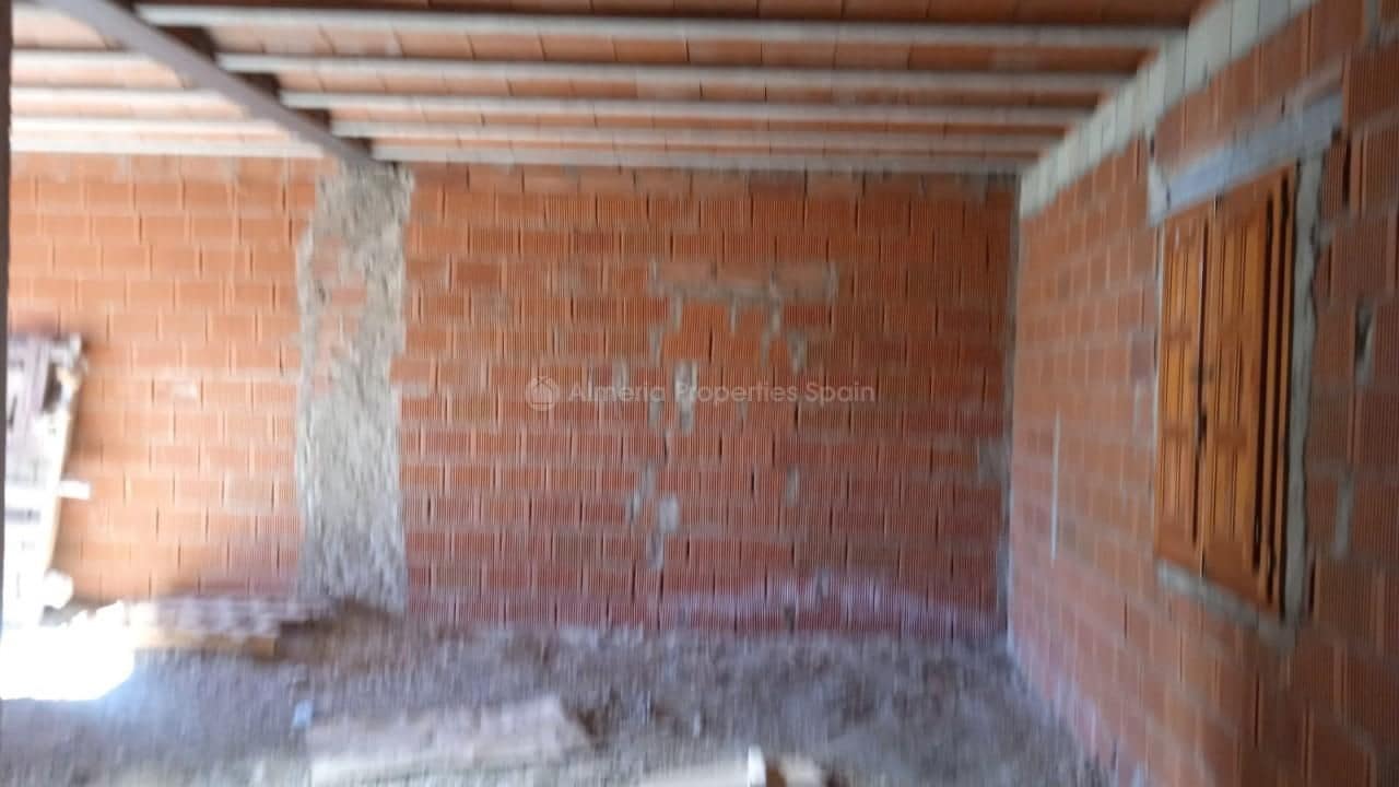 7 slaapkamer Finca/Landhuis te koop in Albox - € 110.000 (Ref: 8769755)