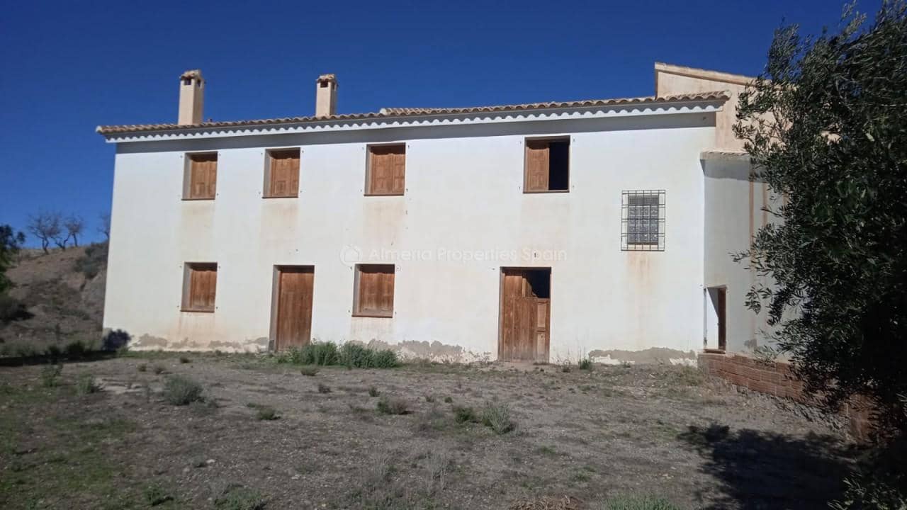 7 slaapkamer Finca/Landhuis te koop in Albox - € 110.000 (Ref: 8769755)