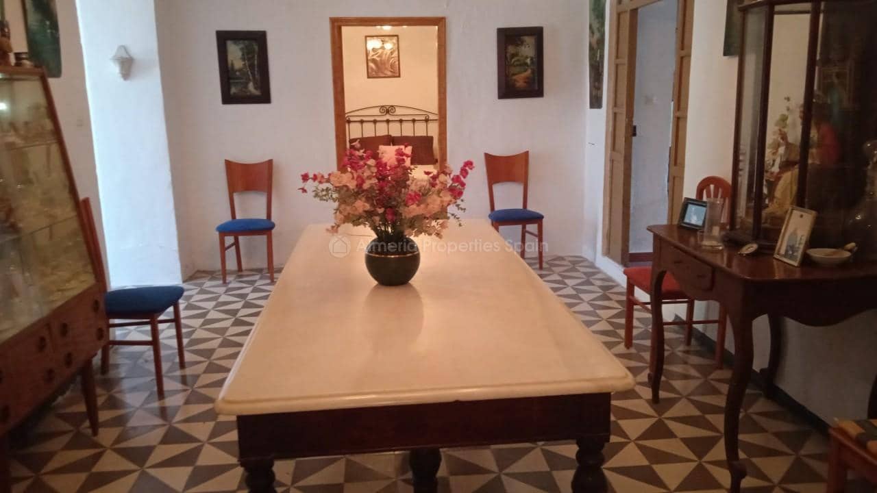 10 soverom Finca/Herregård til salgs i Oria - € 130 000 (Ref: 8779850)