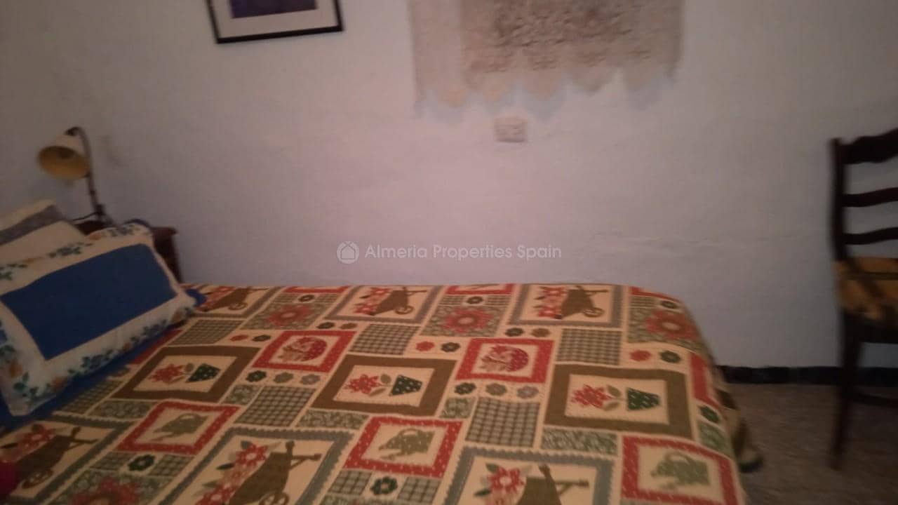 10 soverom Finca/Herregård til salgs i Oria - € 130 000 (Ref: 8779850)