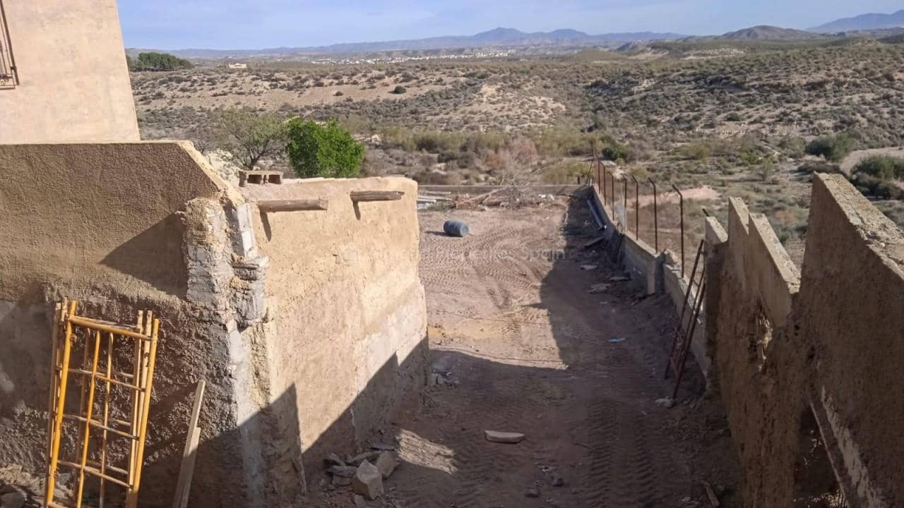 Finca/Landehus til salg i Zurgena - € 105.000 (Ref: 8793168)