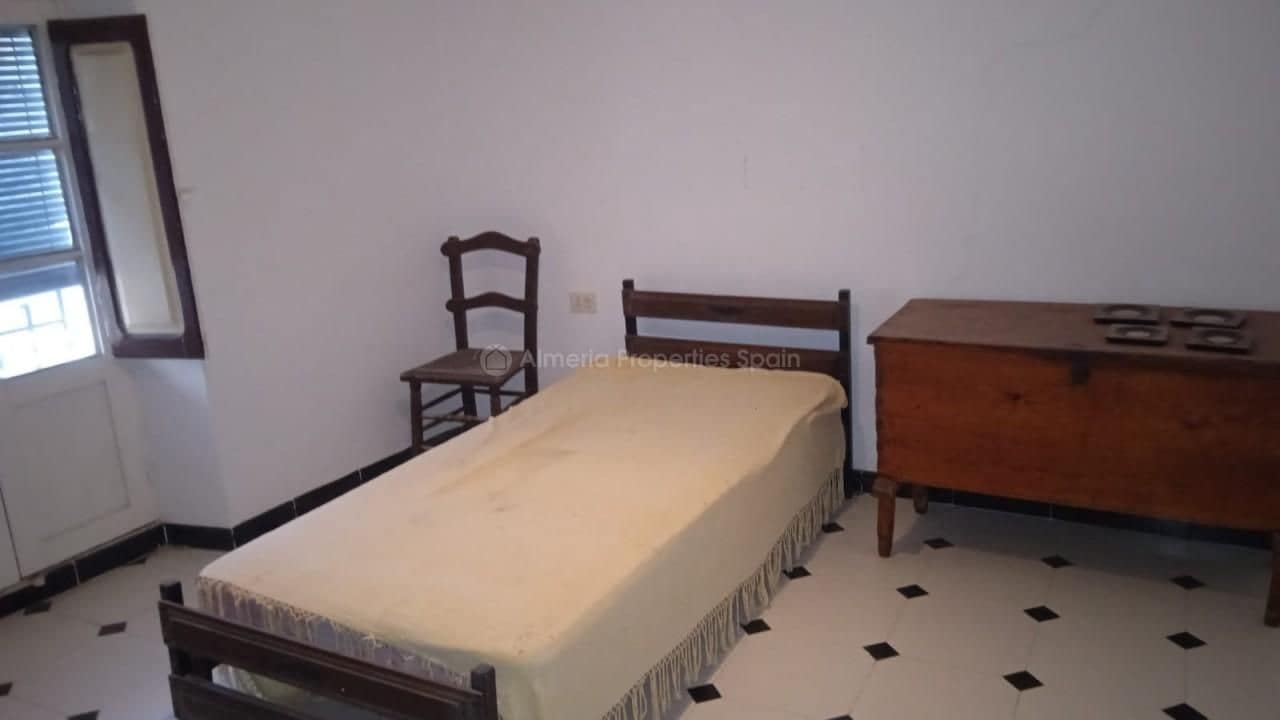 7 soveværelse Byhus til salg i Partaloa - € 97.000 (Ref: 8793170)